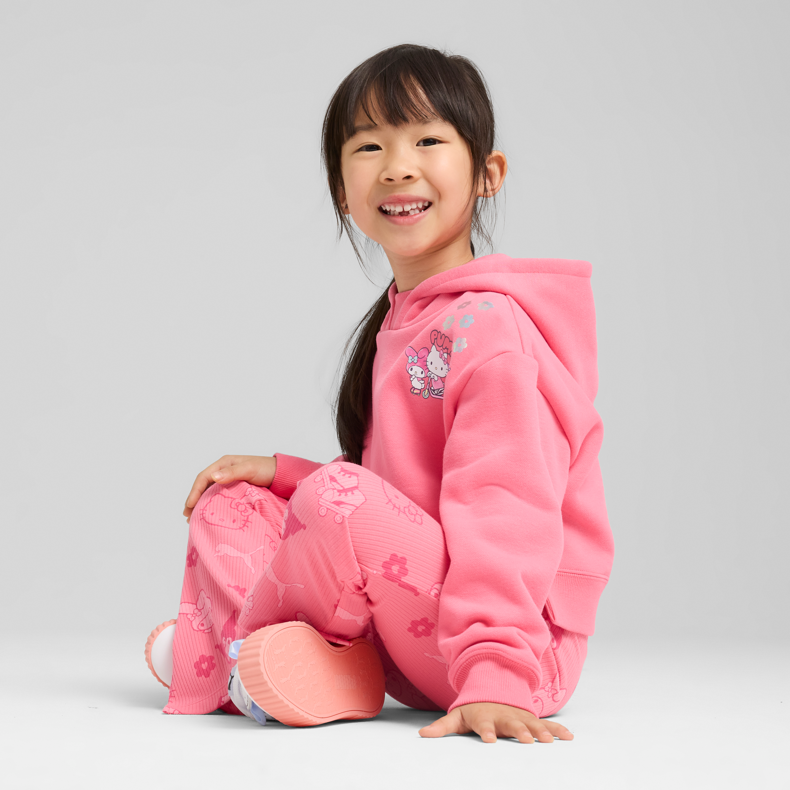 Hello Kitty and Friends x PUMA Kids Relaxed Cropped Graphic Hoodie (Magic Rose)