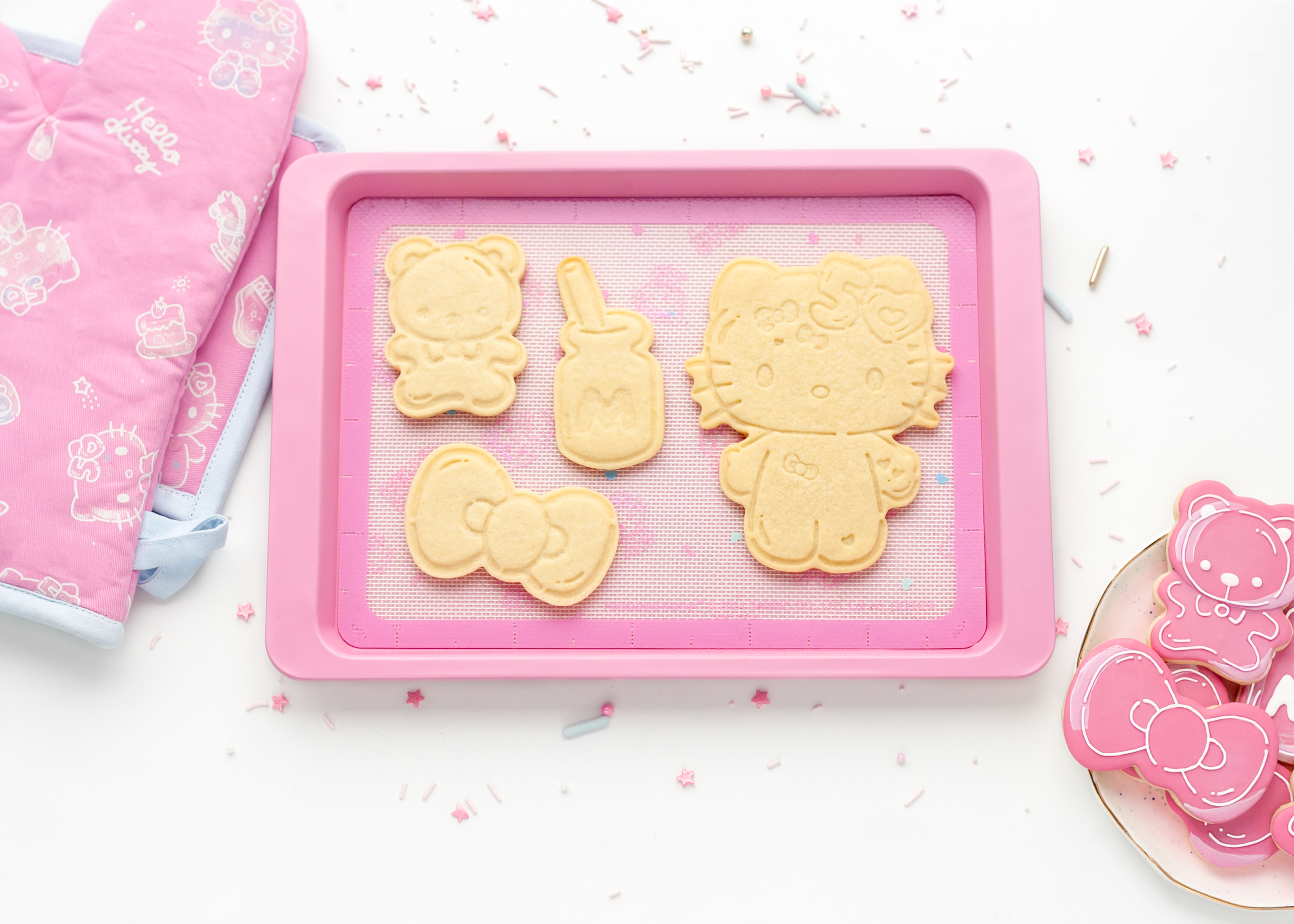 Hello Kitty 50th Anniversary Cookie Stamp and Frosting Set - 图片 7