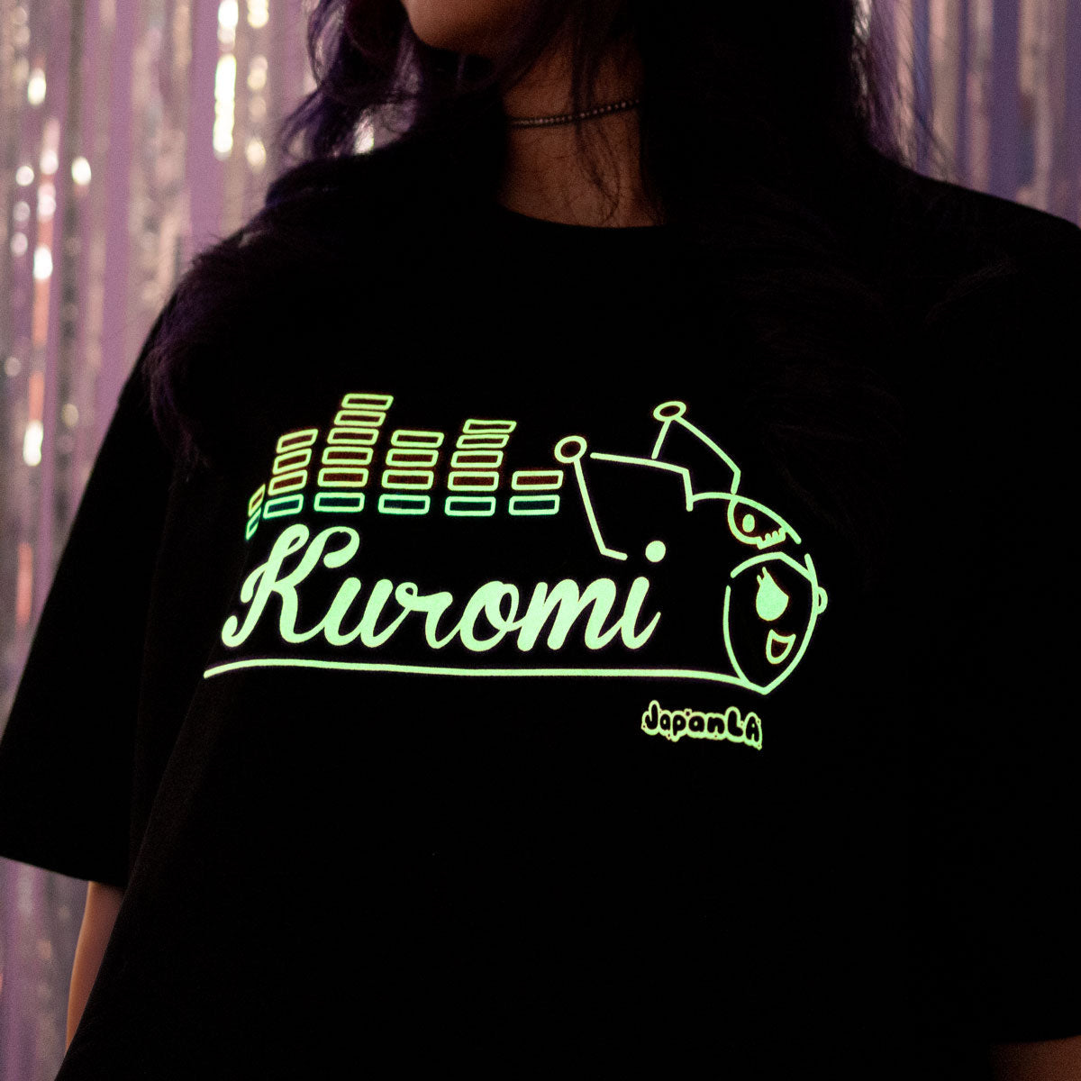 Kuromi x JapanLA Glow-In-The-Dark Anniversary Party Tee - 图片 2