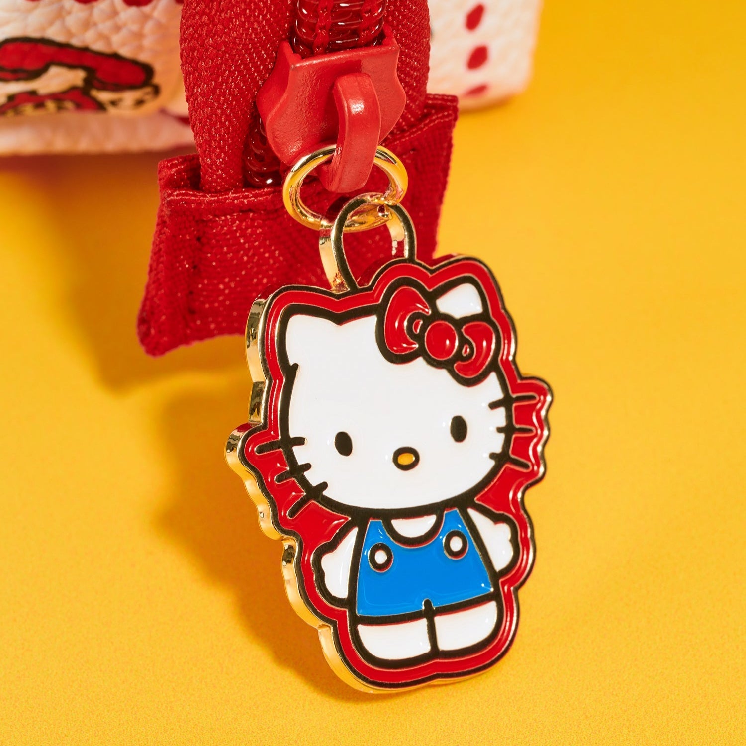Hello Kitty x Studio Oh! Retro Red Mini Loaf Pencil Pouch - 图片 3