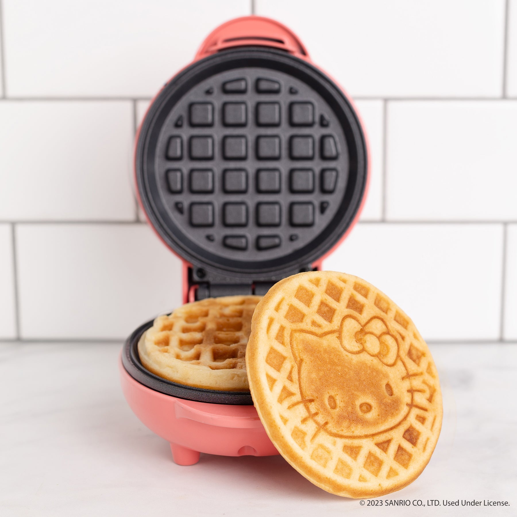 Hello Kitty Mini Waffle Maker - 图片 4