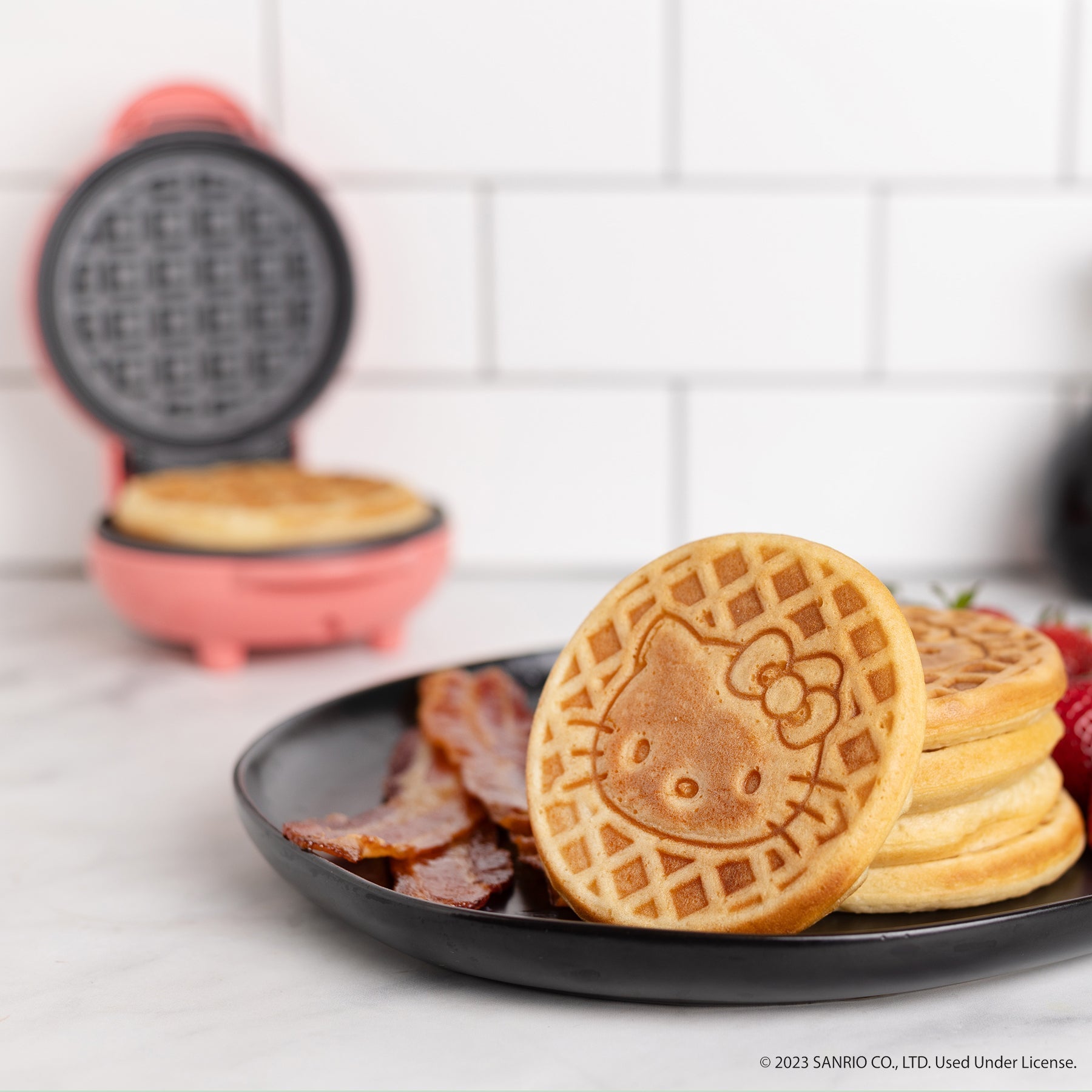 Hello Kitty Mini Waffle Maker - 图片 2