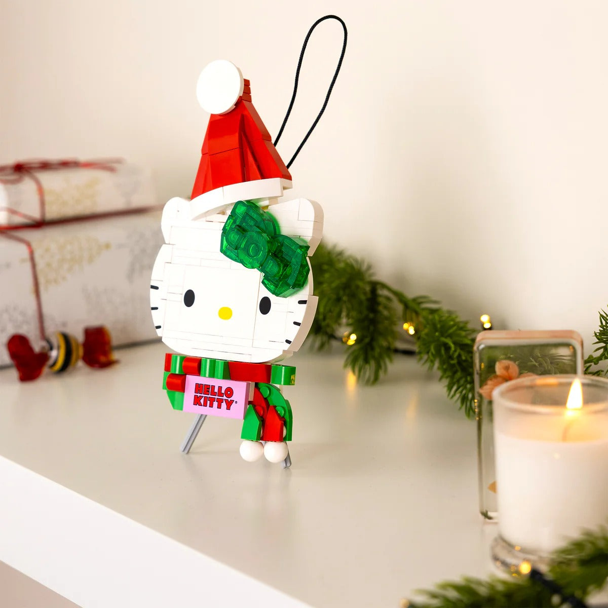 Hello Kitty Holiday Santa Decoration Building Set - 图片 2